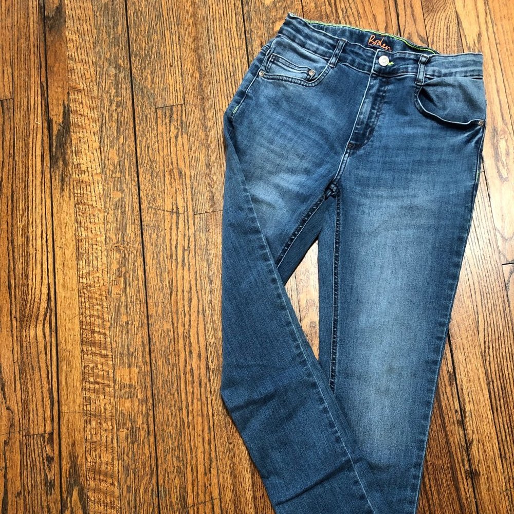 Mini Boden.  Boys Jeans.  Stretchy.  Adjustable waist - Size 14 yr